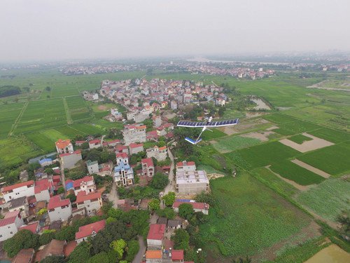 Solar UAV trong một lần thử nghiệm, có trần bay 300m. (Ảnh: Nhóm cung cấp).