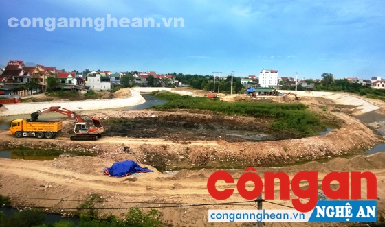 Công trường Dự án cải tạo, nâng cấp hồ Cửa Nam