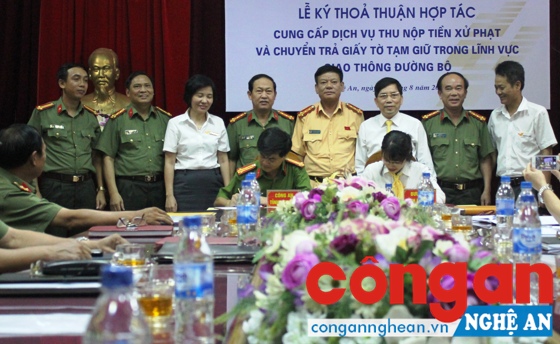 Ký kết quy chế phối hợp giữa 2 đơn vị,