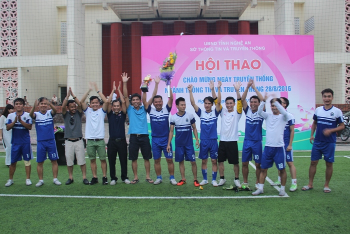 Ngôi vô địch thuộc về ĐPTTH Nghệ An