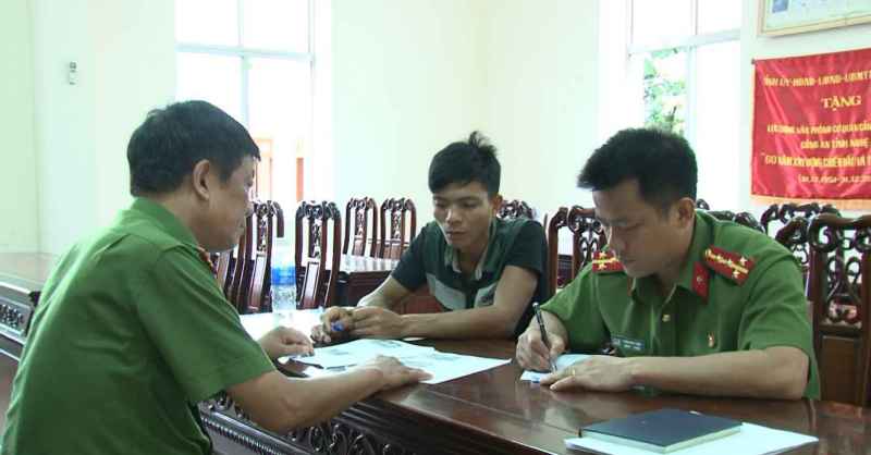Anh Lương Văn Thành trình báo sự việc tại Cơ quan Cảnh sát điều tra