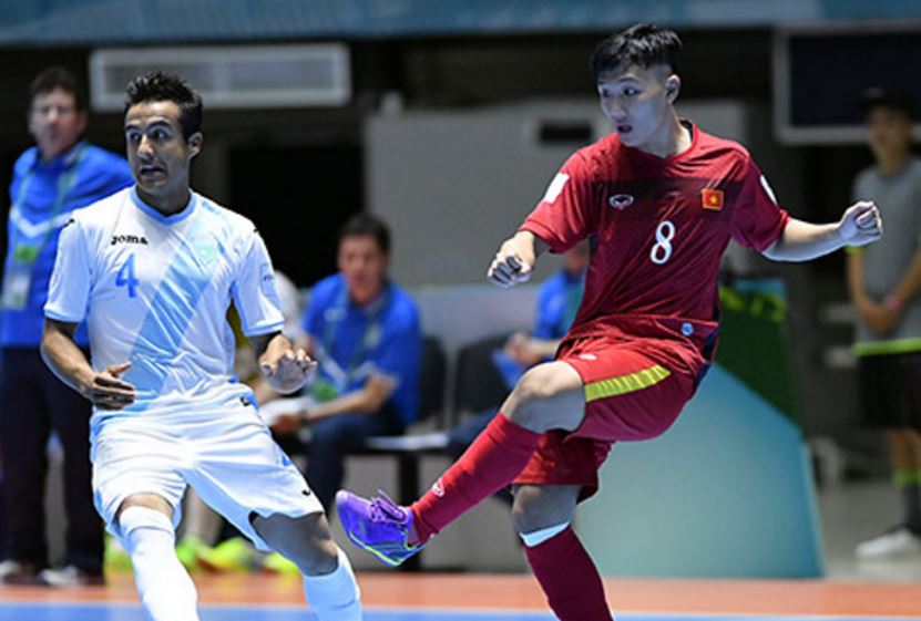 Minh Trí lập hat-trick