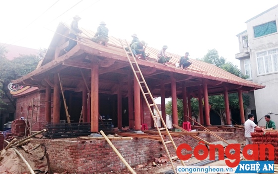 Thi công nhà trung điện đền thờ Trần Hưng Đạo