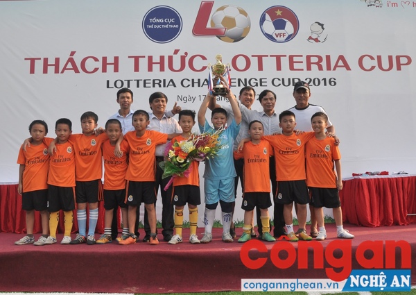 Đội giành giải Nhất