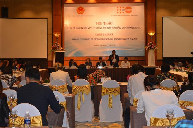 Toàn cảnh hội thảo