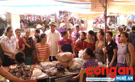 Tiểu thương hoang mang về vụ vỡ hụi trên địa bàn