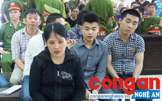 Đối tượng Nguyễn Thị Loan trú tại xã Tân Sơn, huyện Đô Lương bị xét xử về tội lừa đảo chiếm đoạt tài sản