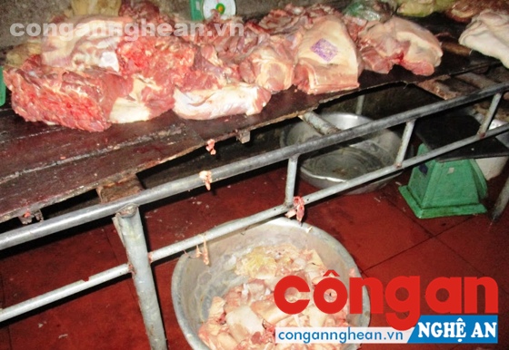 Tang vật Công an huyện Thanh Chương thu giữ trong đợt kiểm tra, xử lý vi phạm về ATVSTP
