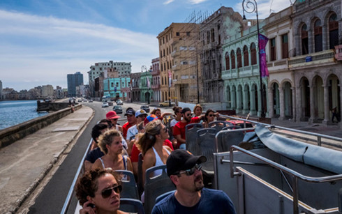 Mỹ nới lỏng quy định về du lịch với Cuba (Ảnh minh họa: New York Times)