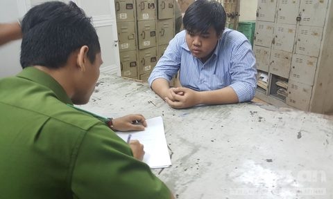Công an lấy lời khai của Thái