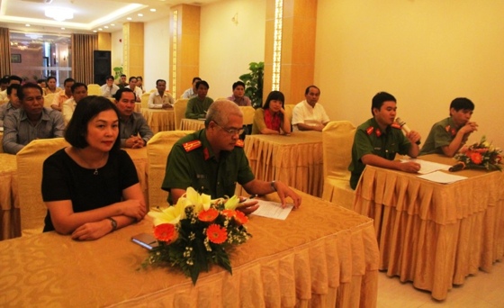 Các đại biểu tại buổi lễ bế mạc