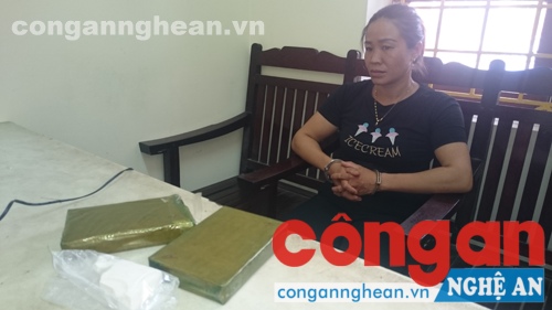 Đối tượng Lô Thị Sen  cùng số tang vật bị thu giữ