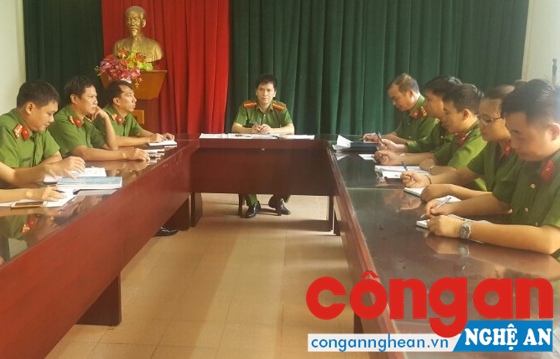 Công an phường Hà Huy Tập họp bàn kế hoạch đảm bảo ANTT trên địa bàn