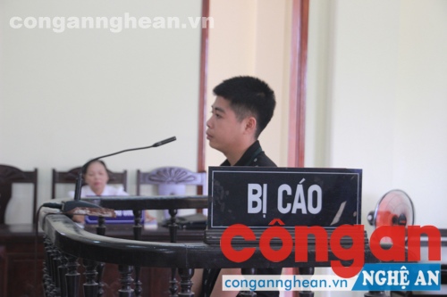 Bị cáo Vi Văn Thắng tại tòa