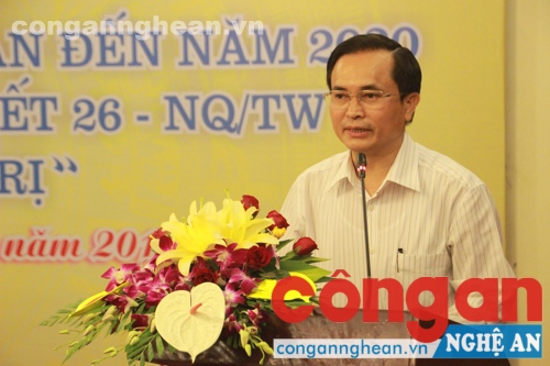 Đồng chí Lê Ngọc Hoa - Phó Chủ tịch UBND tỉnh phát biểu tại buổi họp báo