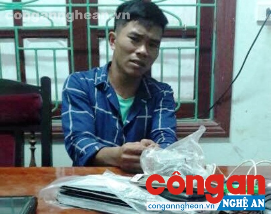 Đối tượng Trần Văn Tài và tang vật vụ án