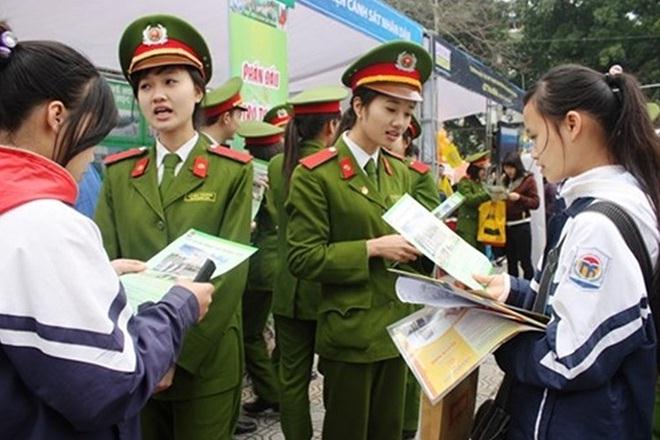 Tuyển sinh 2017, các trường thuộc khối Công an, Quân đội sẽ xét tuyển chung. Ảnh minh họa.