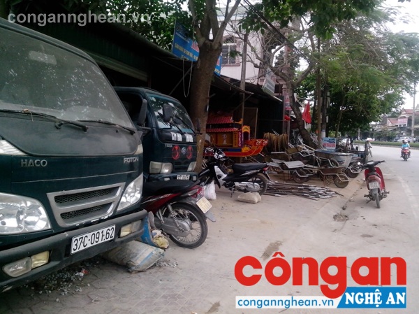Tình trạng vi phạm hành lang lang ATGT còn phổ biến ở nhiều khu vực nông thôn