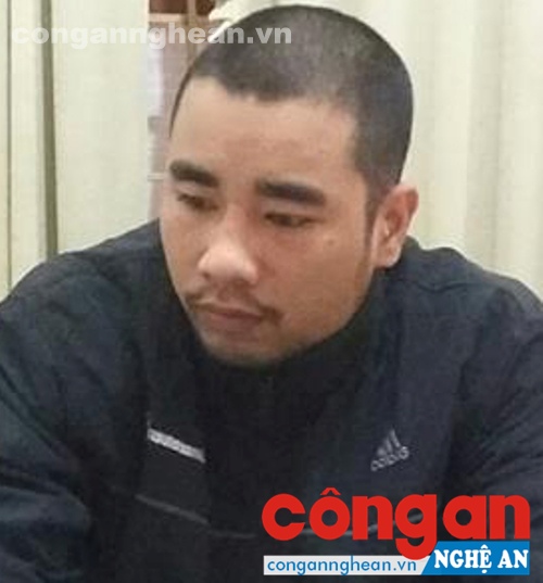 Đối tượng Nguyễn Quang Việt tại cơ quan CSĐT Công an huyện Đô Lương