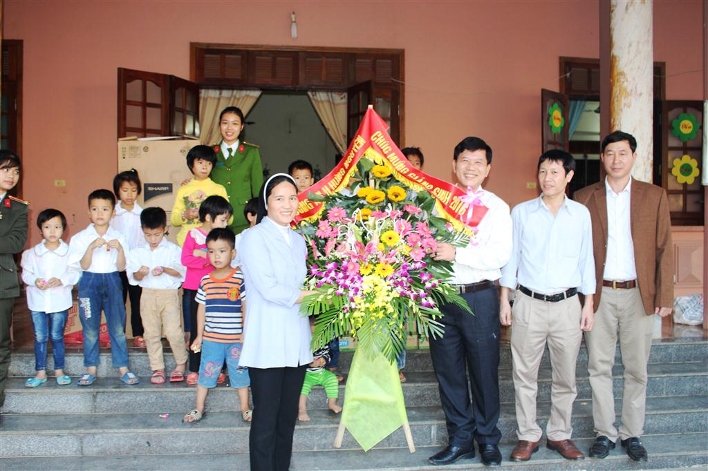 Chúc mừng Noel tại Giáo xứ Trang Nứa