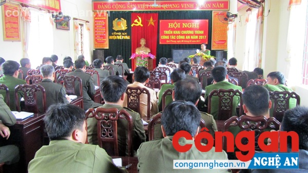 Toàn cảnh hội ngị triển khai chương trình công tác
