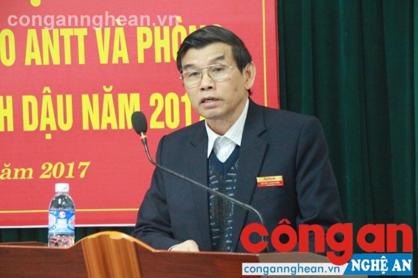 đại diện, các cơ quan báo chí và phóng viên thường trú trên địa bàn đã trao đổi, đề xuất nhiều nội dung