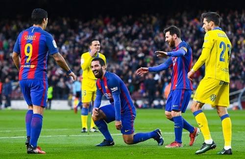 Barca thắng đậm 5-0 dù Neymar & Iniesta không ra sân