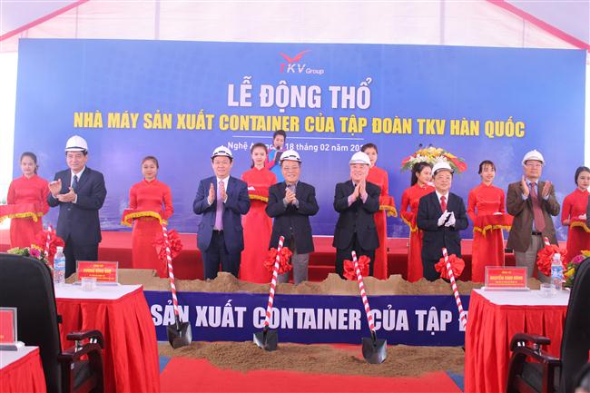 Lễ động thổ nhà máy sản xuất container