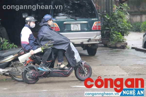 Hai bạn học 
