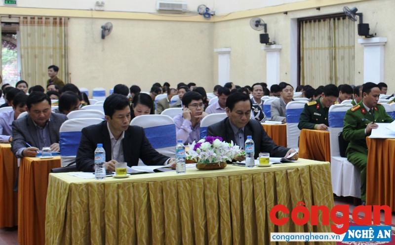 Các đại biểu tham dự Hội nghị.
