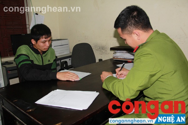    Đối tượng Nguyễn Khắc Duy tại Cơ quan Công an 