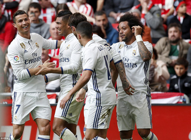 Niềm vui chiến thắng của các cầu thủ Real Madrid