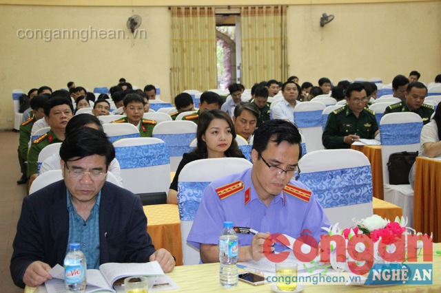 Đại biểu các đơn vị tham dự Hội nghị