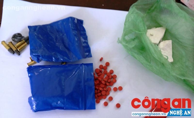 Thu giữ hơn 20 gam hêrôin, 400 viên ma túy tổng hợp