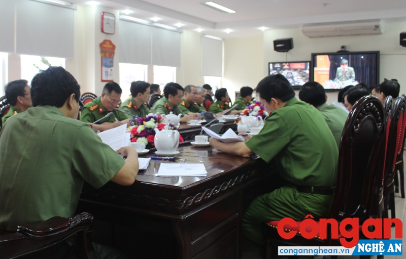 Hội nghị trực tuyến tại điểm cầu Công an Nghệ An.