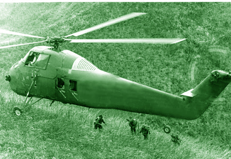 Toán biệt kích Hadley nhảy từ trực thăng không cờ hiệu, không số hiệu xuống Hà Tĩnh.