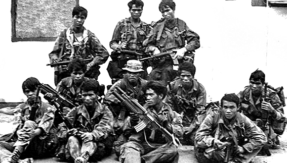 Toán Hadley tại căn cứ huấn luyện biệt kích Long Thành.