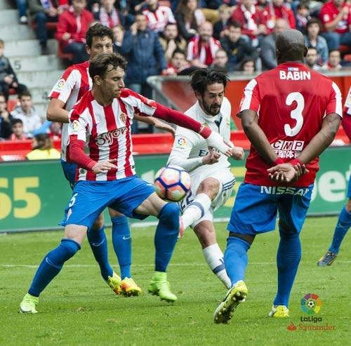 Isco tỏa sáng rực rỡ