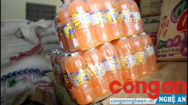 Tất số hàng hóa đều do nước ngoài sản xuất