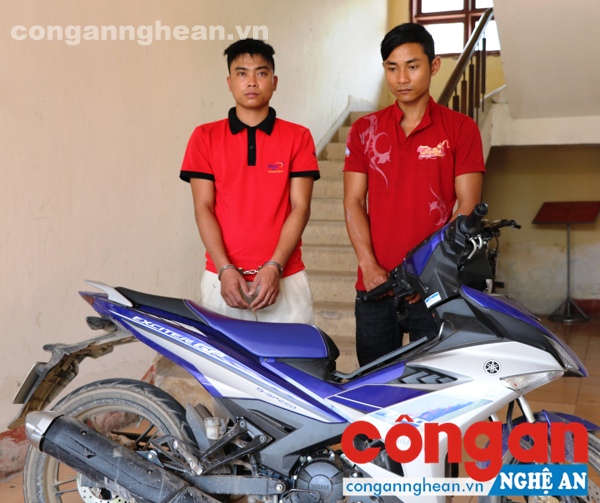 2 đối tượng cùng tang vật