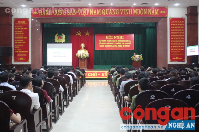 Toàn cảnh Hội nghị