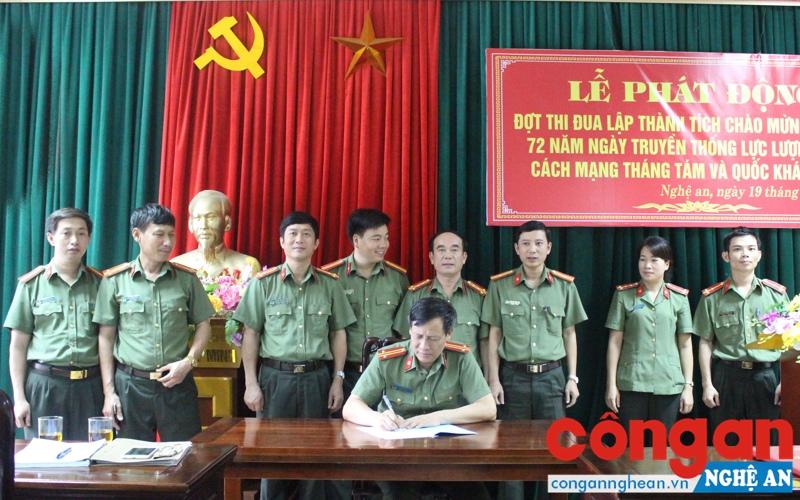 Các đội ký cam kết thi đua