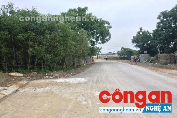 Dự án đường du lịch ven sông Vinh chưa hoàn thành khiến người dân khốn khổ