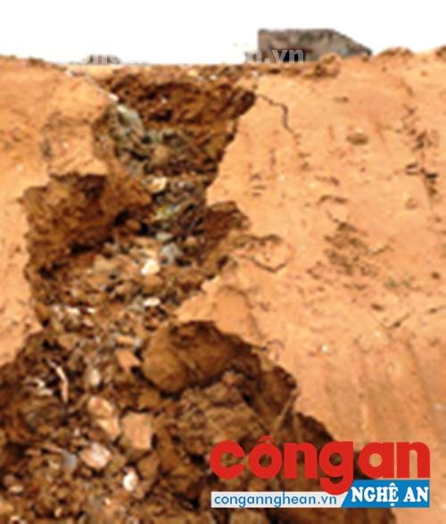 Dự án chưa hoàn thành nhưng đã bị sạt lở