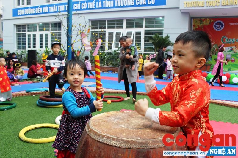 Trẻ em cần được tạo môi trường an toàn để phát triển, vui chơi
