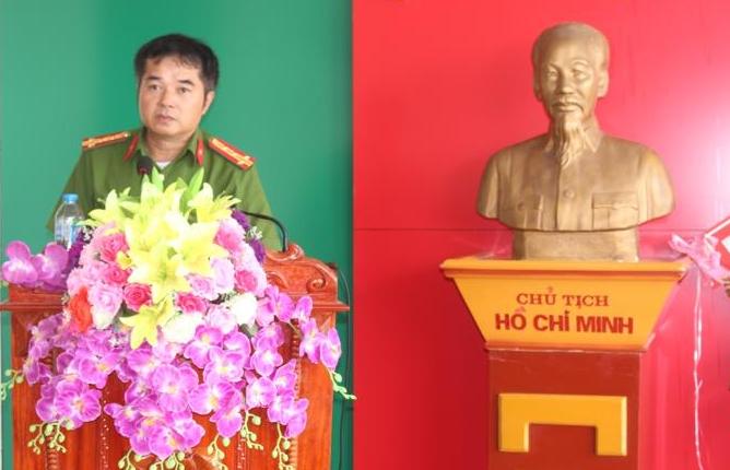 Đại tá Cao Tiến Mai, Trưởng Công an huyện phát biểu tiếp thu các ý kiến chỉ đạo.