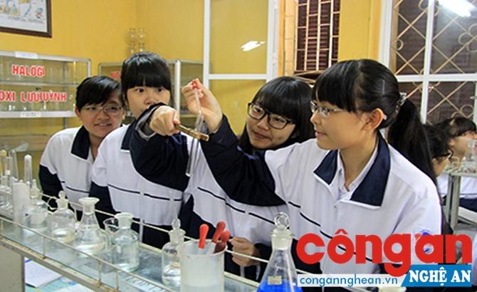 Tăng cường giám sát đảm bảo an toàn PCCC trong phòng thí nghiệm