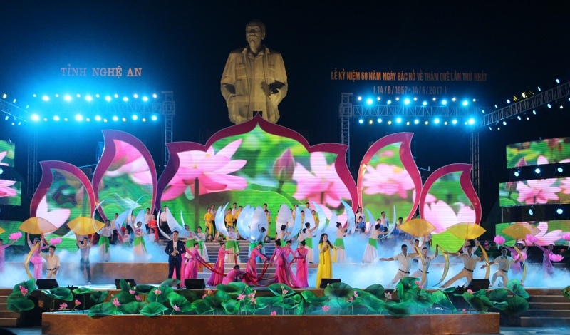 Chương trình văn nghệ tại Lễ kỷ niệm