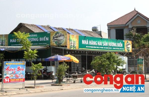Nhà hàng xây dựng kiên cố trên phần đất đang tranh chấp