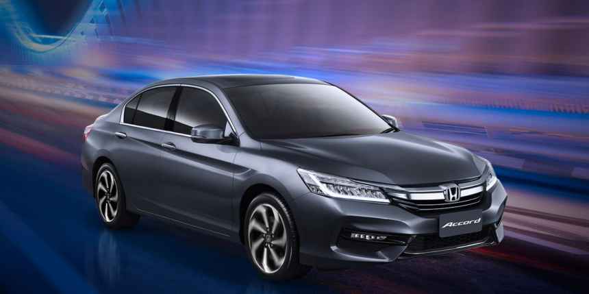 Honda Accord sang trọng cũng giảm giá